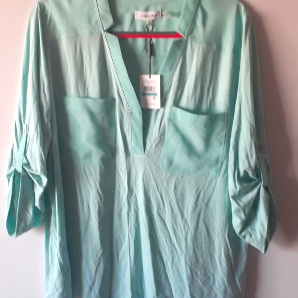 Green long sleeve Calvin klien